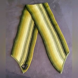 Women's Banana Republic Green Knit Scarf